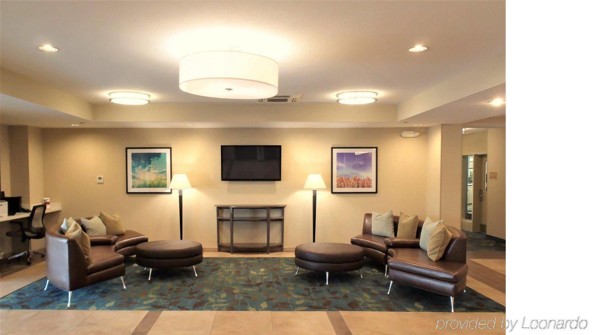 Candlewood Suites - Topeka West By Ihg Dış mekan fotoğraf
